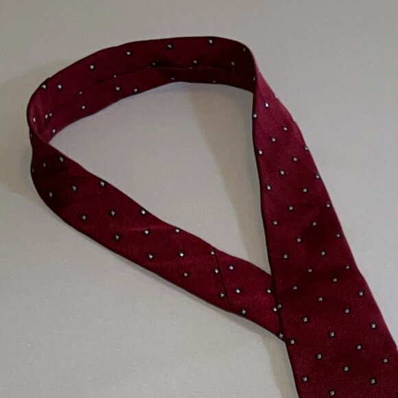 Alexandre London Saville Row Men's Red and Navy Blue Neck Tie 100% Silk - Picture 2 of 7